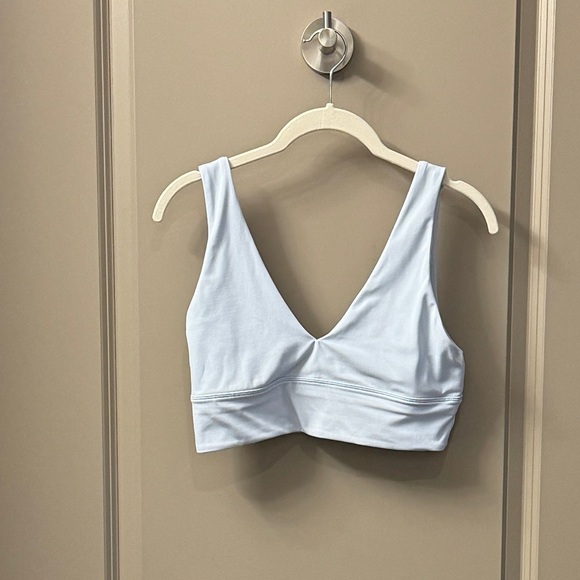 NWOT lululemon Align™ V-Neck Bra Light Support, A/B Cup, Windmill - Picture 3 of 5